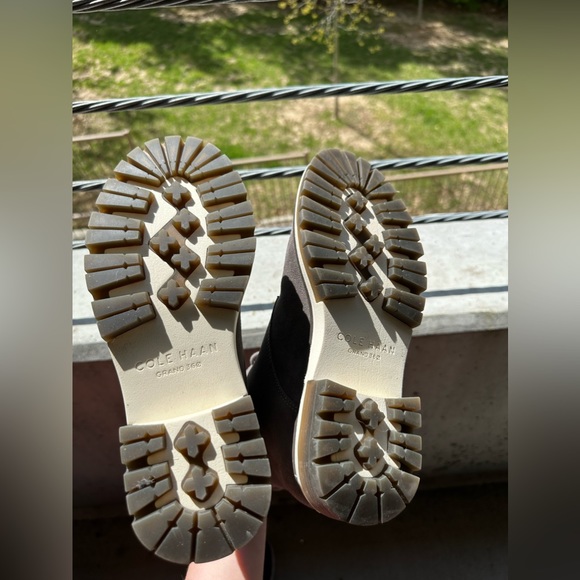 Like new Cole Haan - Picture 4 of 4